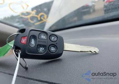 2011 Honda Odyssey Ex-L из США, поврежденный, VIN 5FNRL5H6XBB005859